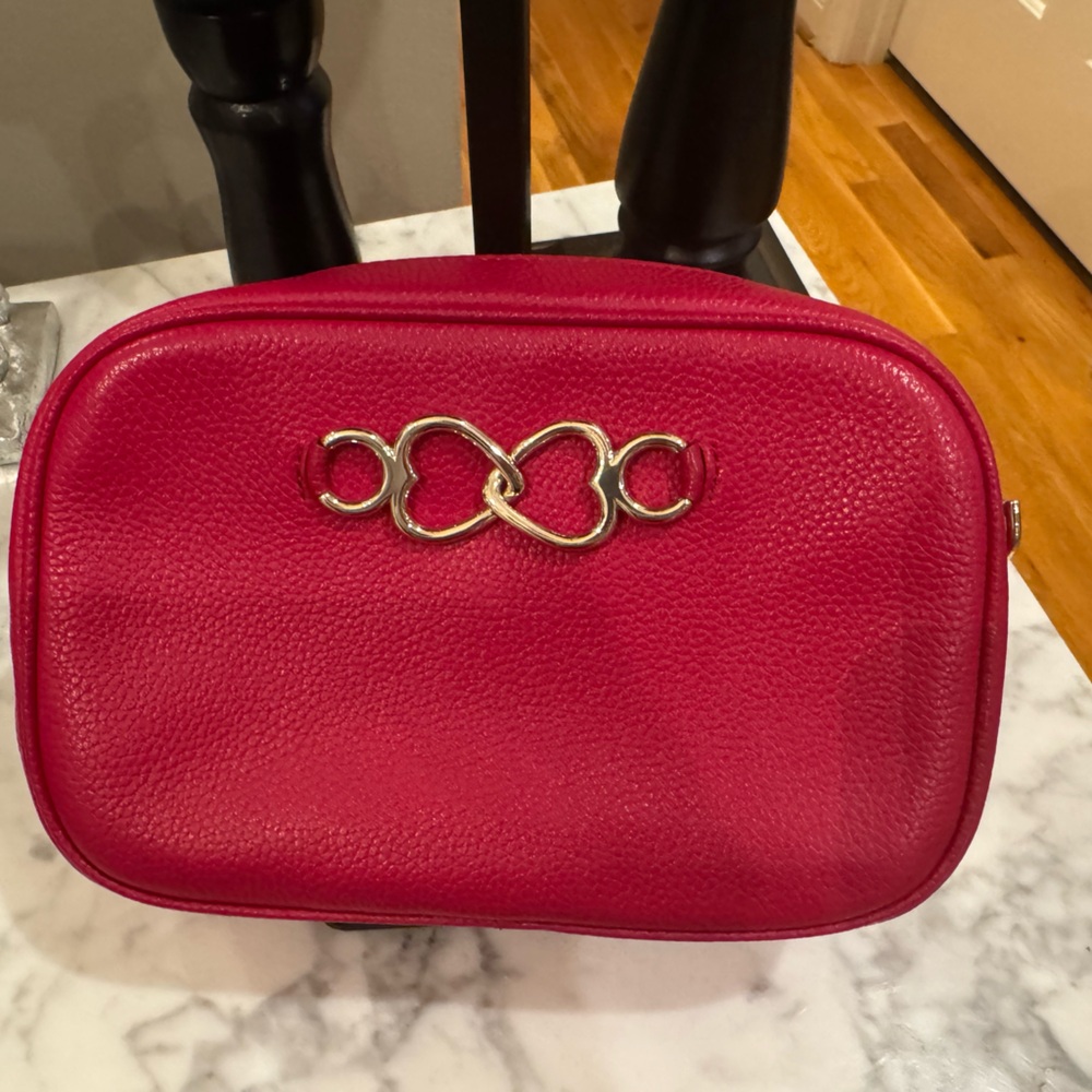 Kate Spade - Infinite Medium Camera Crossbody Bag Pomegranate Pebbled Leather